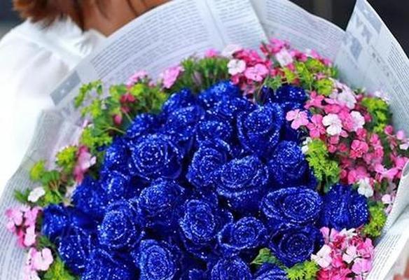 蓝色妖姬花语与花卉文化（探寻蓝色妖姬花语的深层含义）