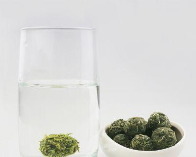 探秘银球茶，来一杯清香的新茶体验（品味新茶）