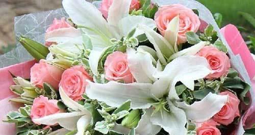 十二朵玫瑰花代表什么意思？花语背后的爱情寓意是什么？