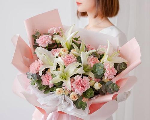 送老师康乃馨代表什么？康乃馨的花语和寓意有哪些？
