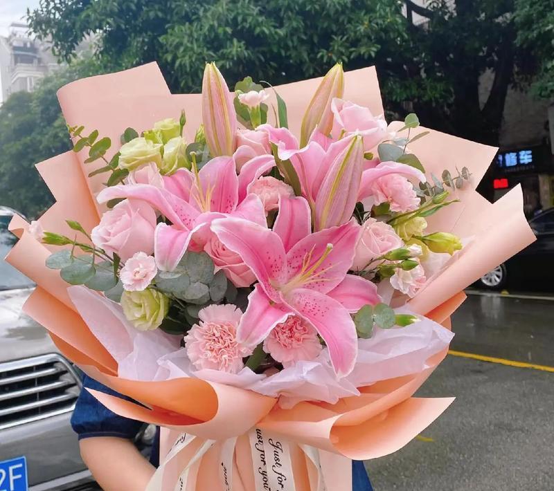 百合花语是什么？那些温柔而深刻的话如何表达？