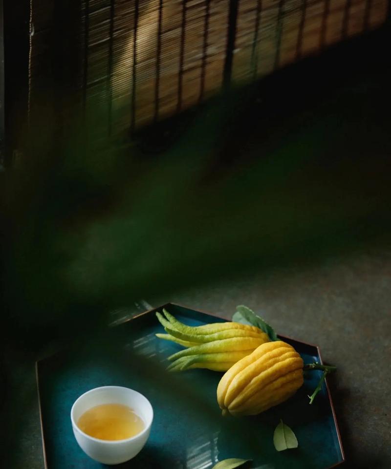 如来撵花的意义和象征是什么？如何理解其深层含义？
