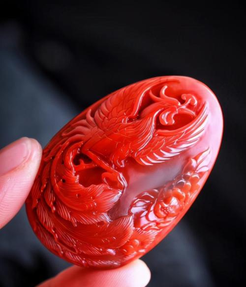 用桃子刻牡丹花的寓意是什么？这种艺术形式背后隐藏着什么含义？