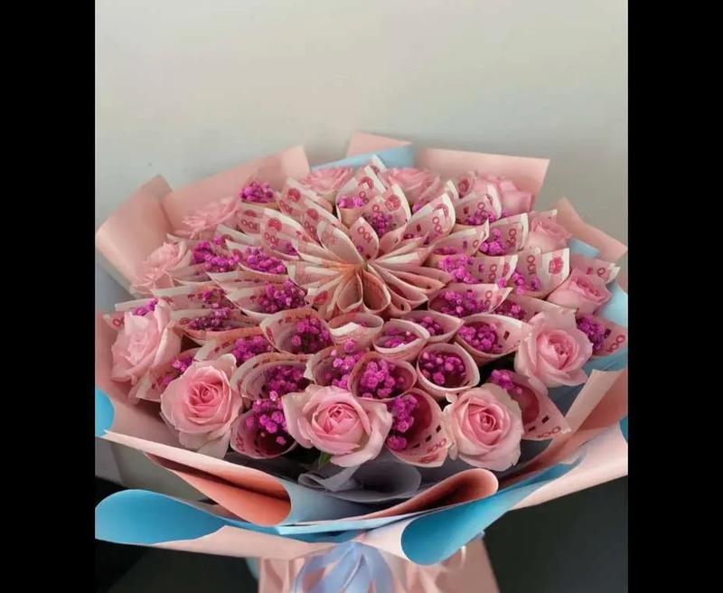 36张花的花束代表什么含义？花束中每朵花的寓意是什么？