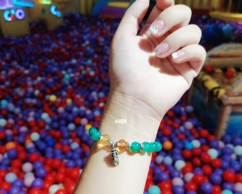 喜见玛瑙姐妹花的寓意是什么？如何理解其象征意义？