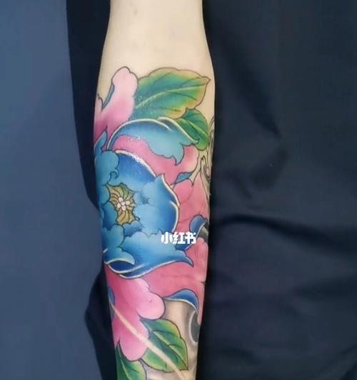 纹身花卉有何特殊含义？小臂纹身花代表了什么？