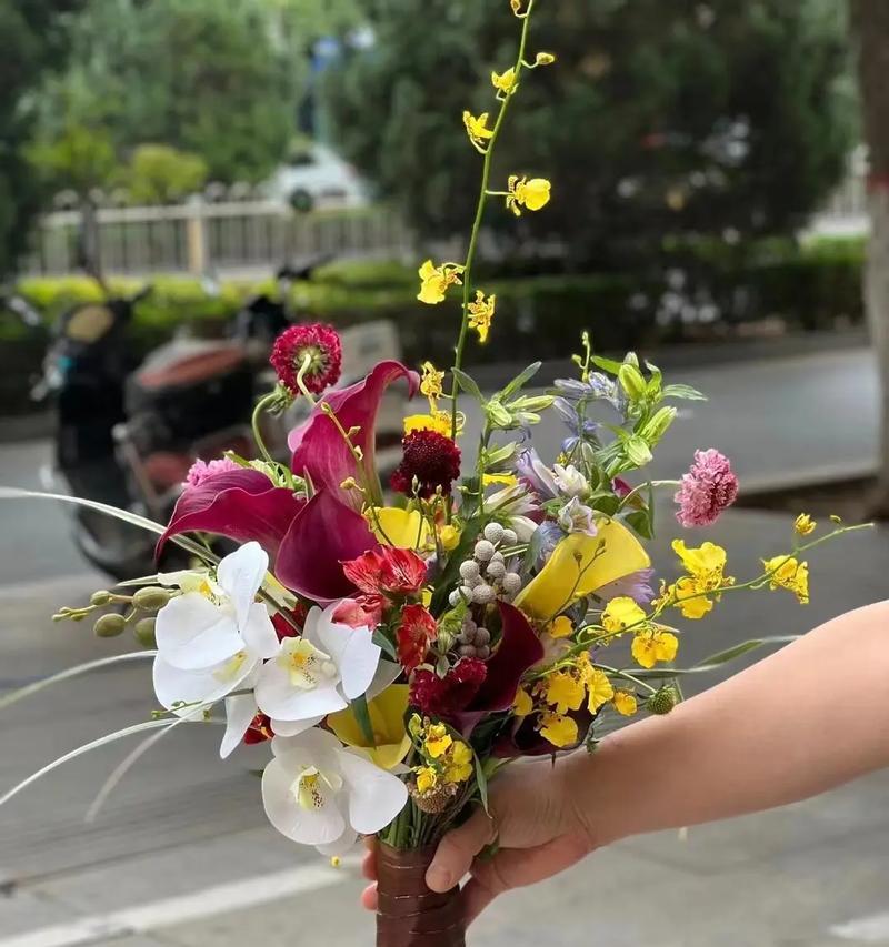 哪种手捧花寓意好？