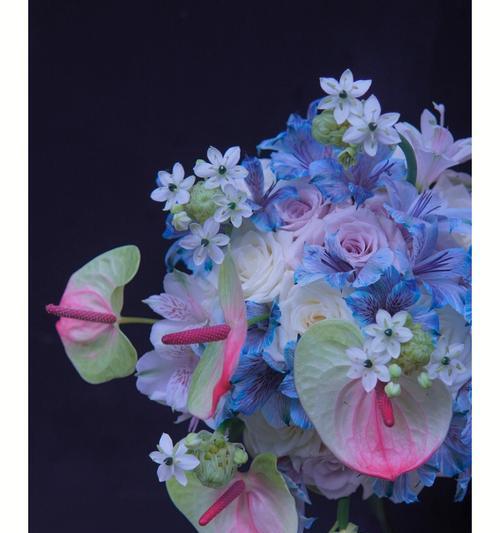 蓝色与橘色手捧花组合的寓意是什么？