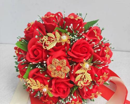 新娘交换手捧花有什么特别含义？它在婚礼中象征着什么？