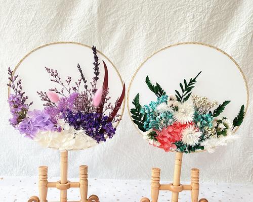 手捧花玫瑰圆扇有何寓意？圆扇玫瑰花代表什么？