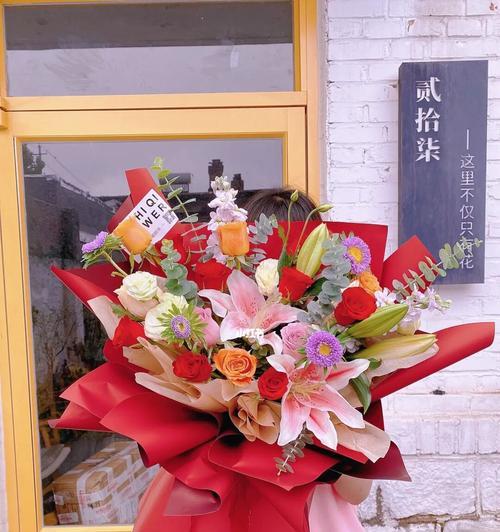 搬家时挂红色花的含义是什么？红色花在搬家中的寓意是什么？