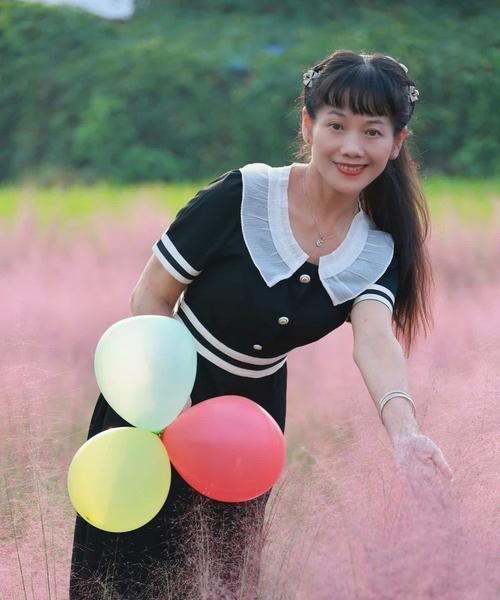 粉黛乱子草的花语（一朵花的情感告白，诉说内心的喜悦与希望）